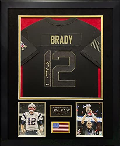 Tom Brady Autogramot Tisztelgés Szolgáltatás Jersey Keretben 32×40 - Dedikált NFL Mezeket