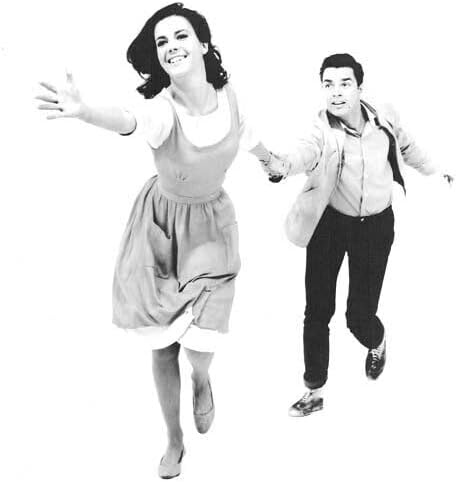 West Side Story Richard Beymer & Natalie Wood fut egymás kezét 8x10 hüvelyk fotó